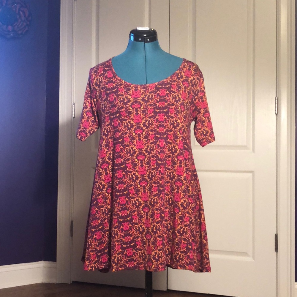 LuLaRoe, Purple & Pink Top, XXS